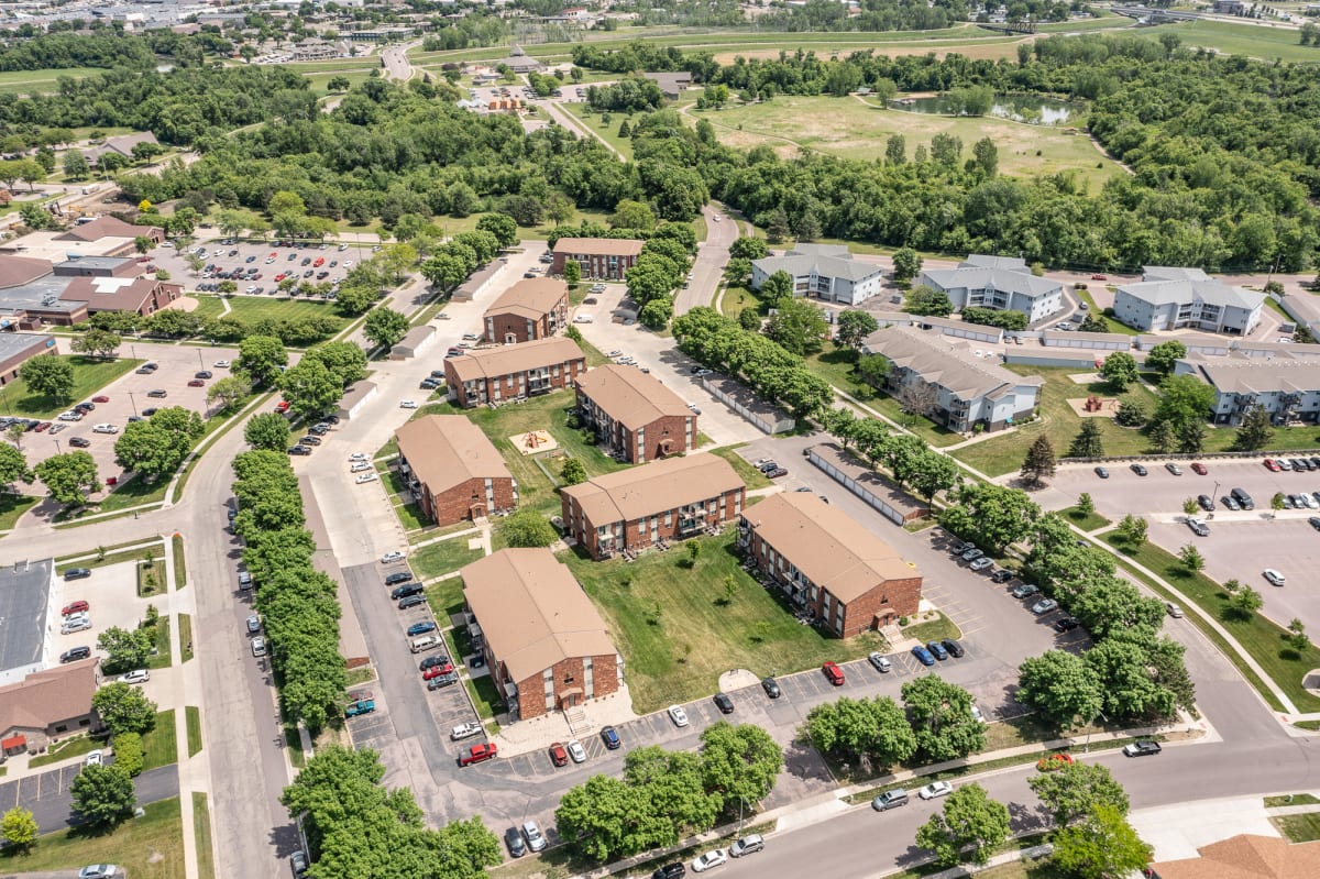 Photos and Video of Oakwood Estates in Sioux Falls, SD